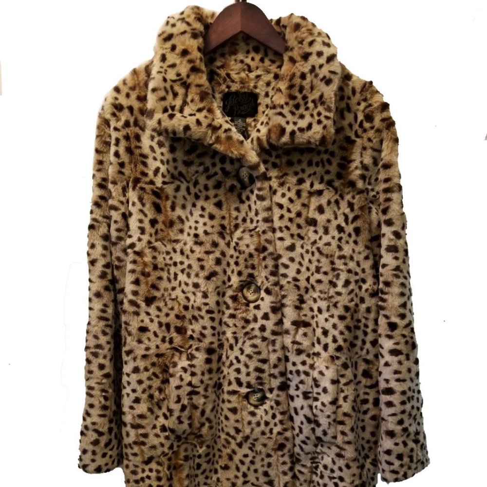 Beautiful Lucky Brand Cheetah Faux Fur Jacket Size M